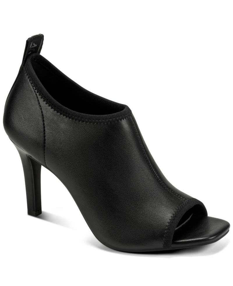 Women's Brynna Slip-On Pumps