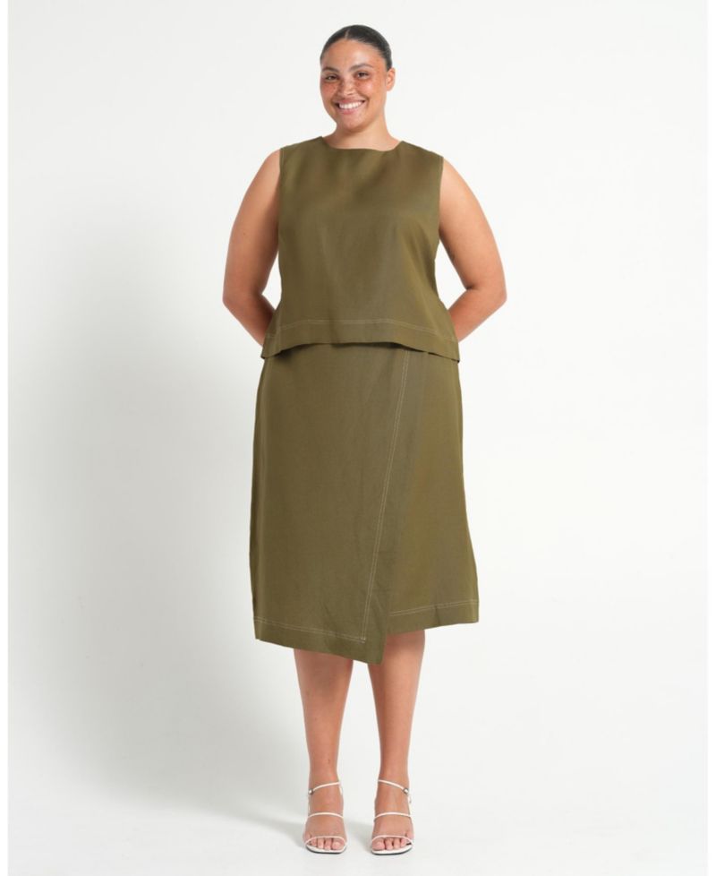 Plus Size Sonnet Linen Sleeveless Summer Tie-back Top