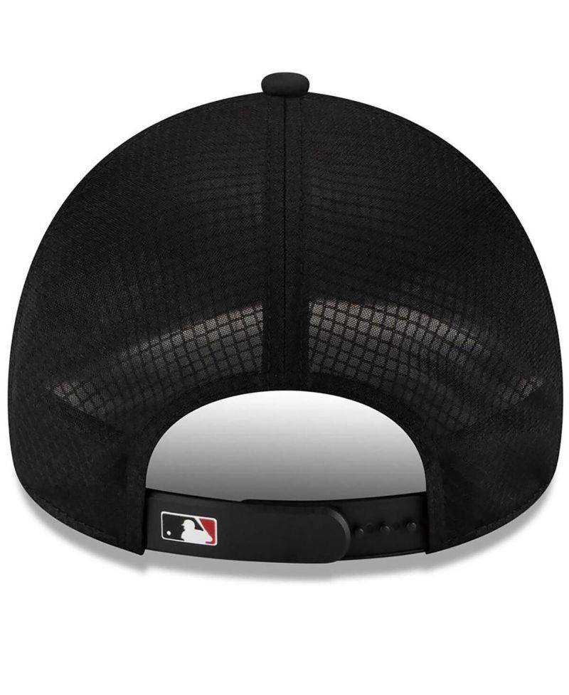 Men's Black Arizona Diamondbacks 2026 Batting Practice Apex 9FORTY Adjustable Trucker Hat