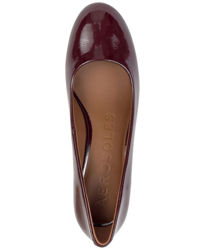 Women's Ebel Round Toe Dress Pumps