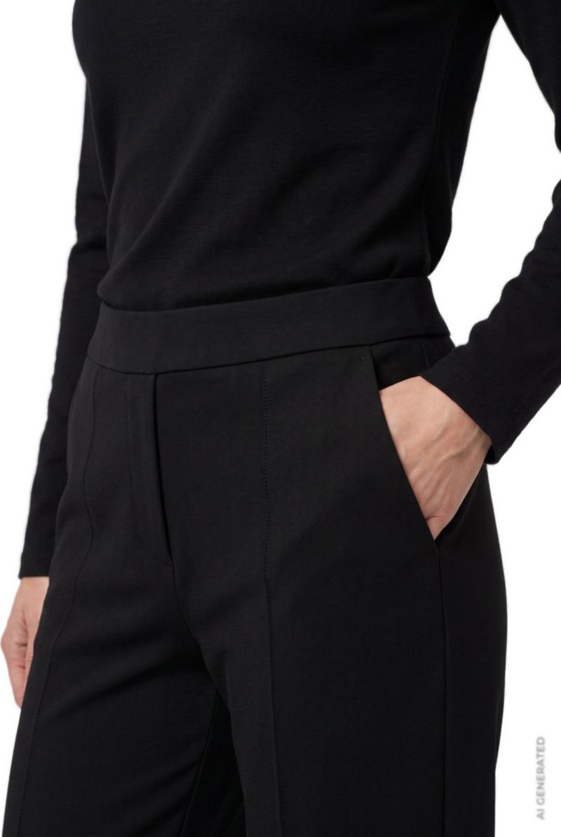 Women's Ponte Roma Knit Pull-On Pant