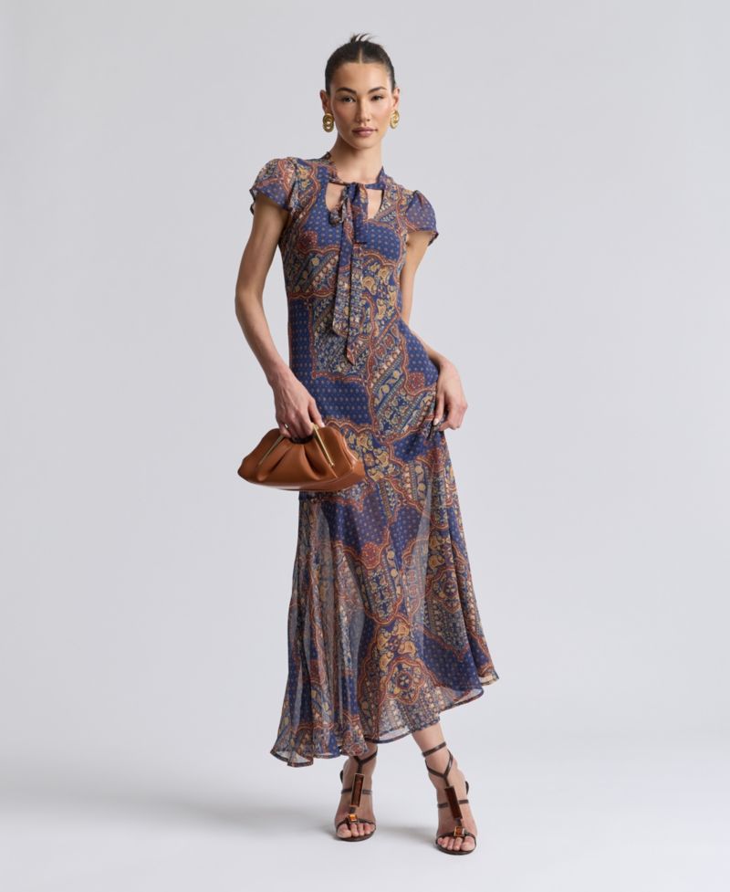 Women's Scoop Neck Tie Detail Godet Maxi Dress