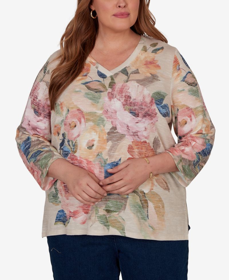 Plus Size Camden Market Bold Roses V-Neck Knit Top