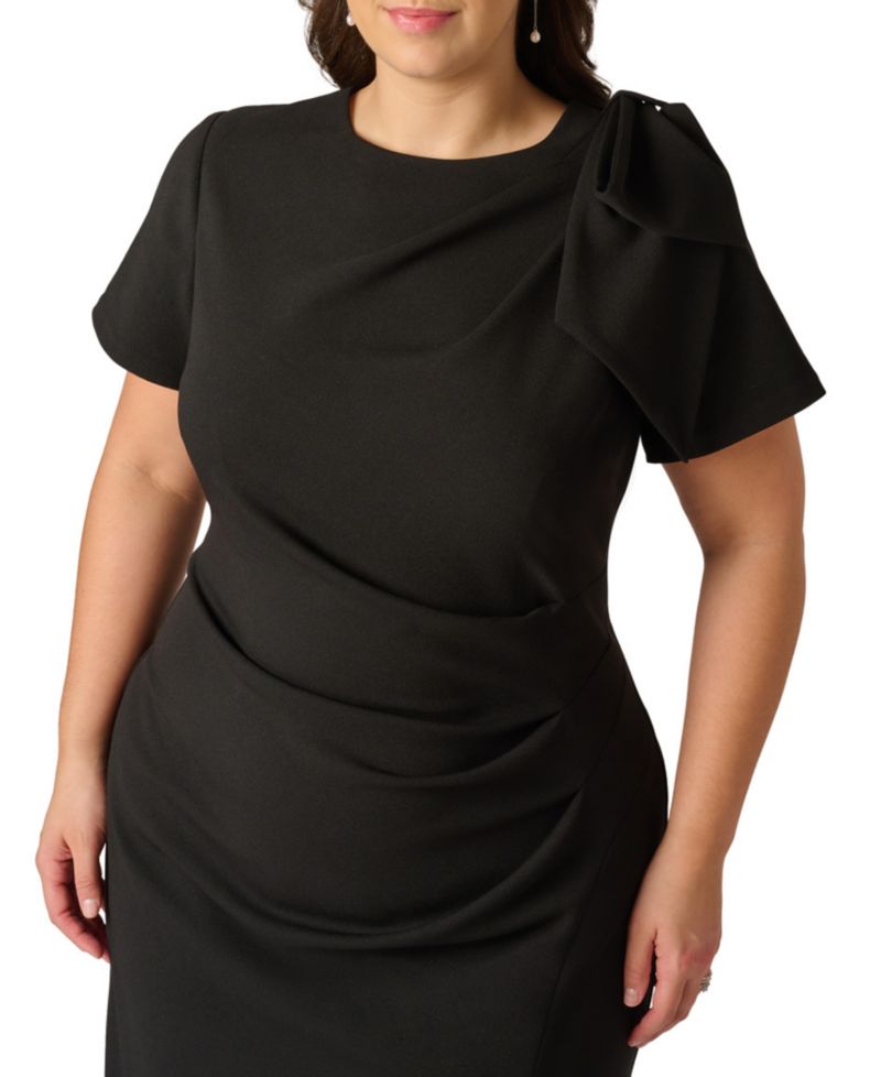 Plus Size Crewneck Pleated Sheath Dress