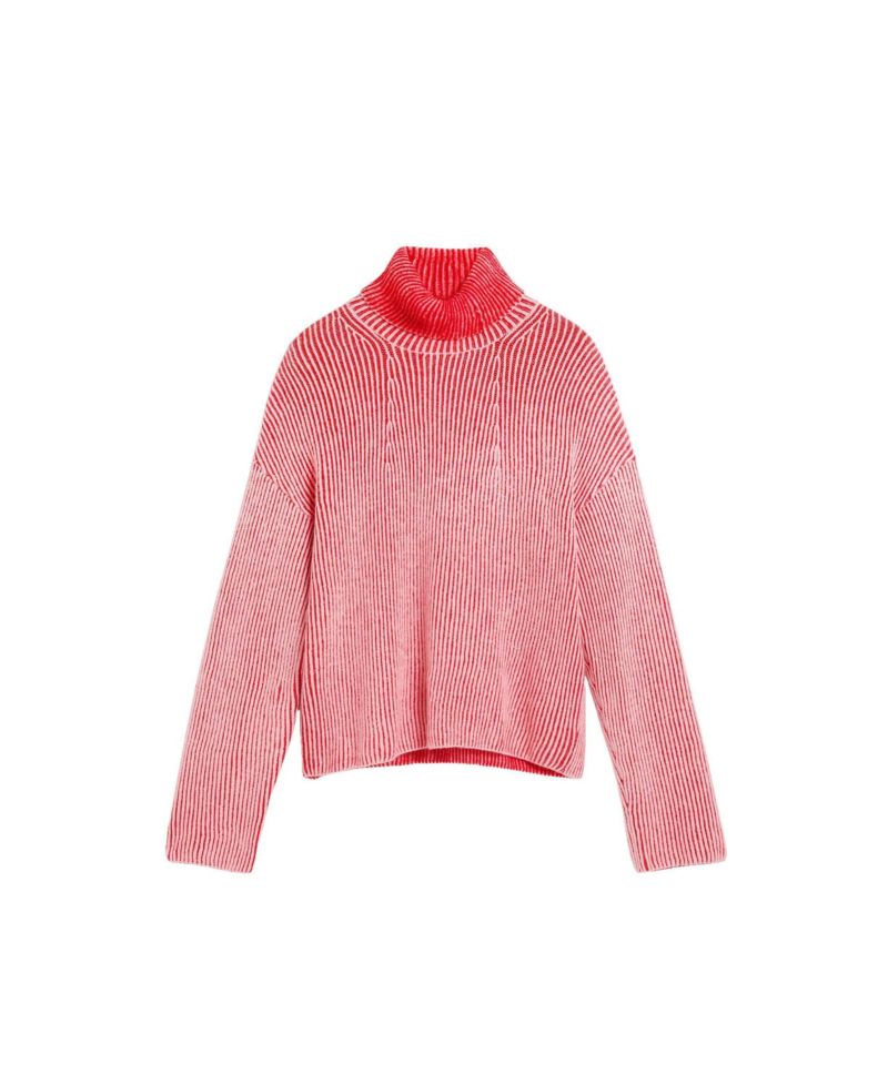 Women's Chunky-Knit Turtleneck Sweater