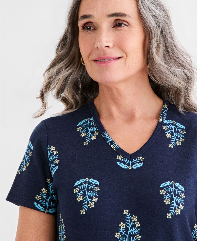 Petite V-Neck Floret Patch Top