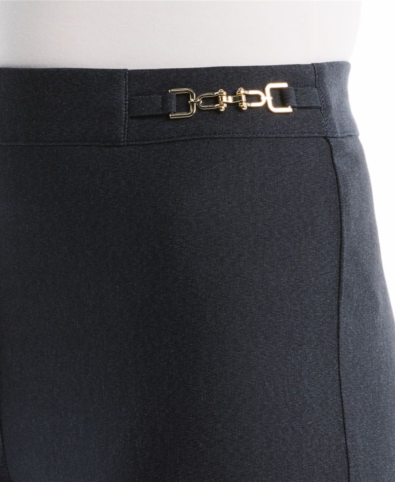 Petite Horse Bit Pull-On Capri Pants