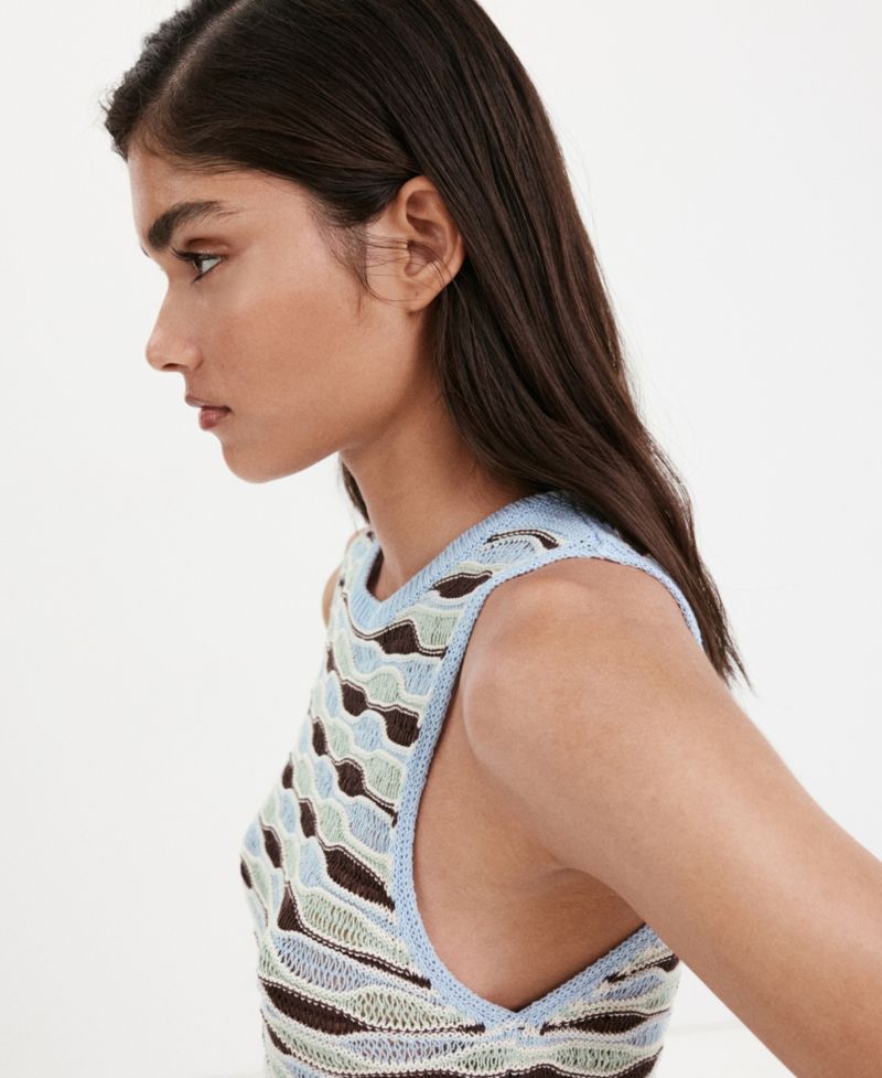 Women's Wavy Stripe Knit Top