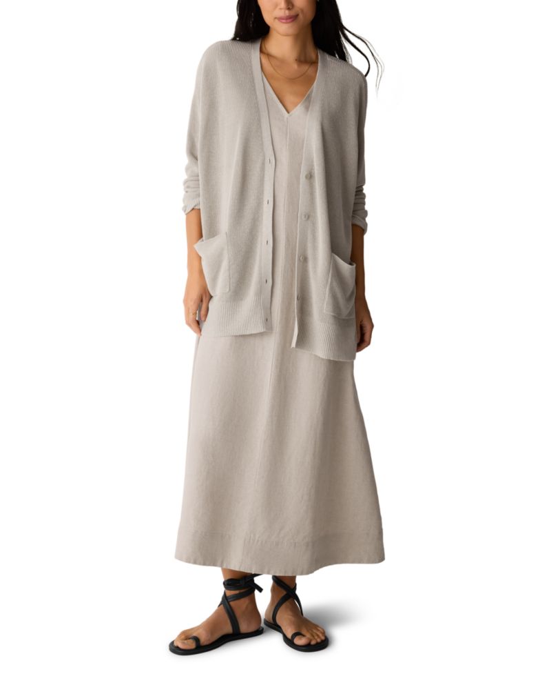 Women's & Plus Size Sleeveless V-Neck Dress