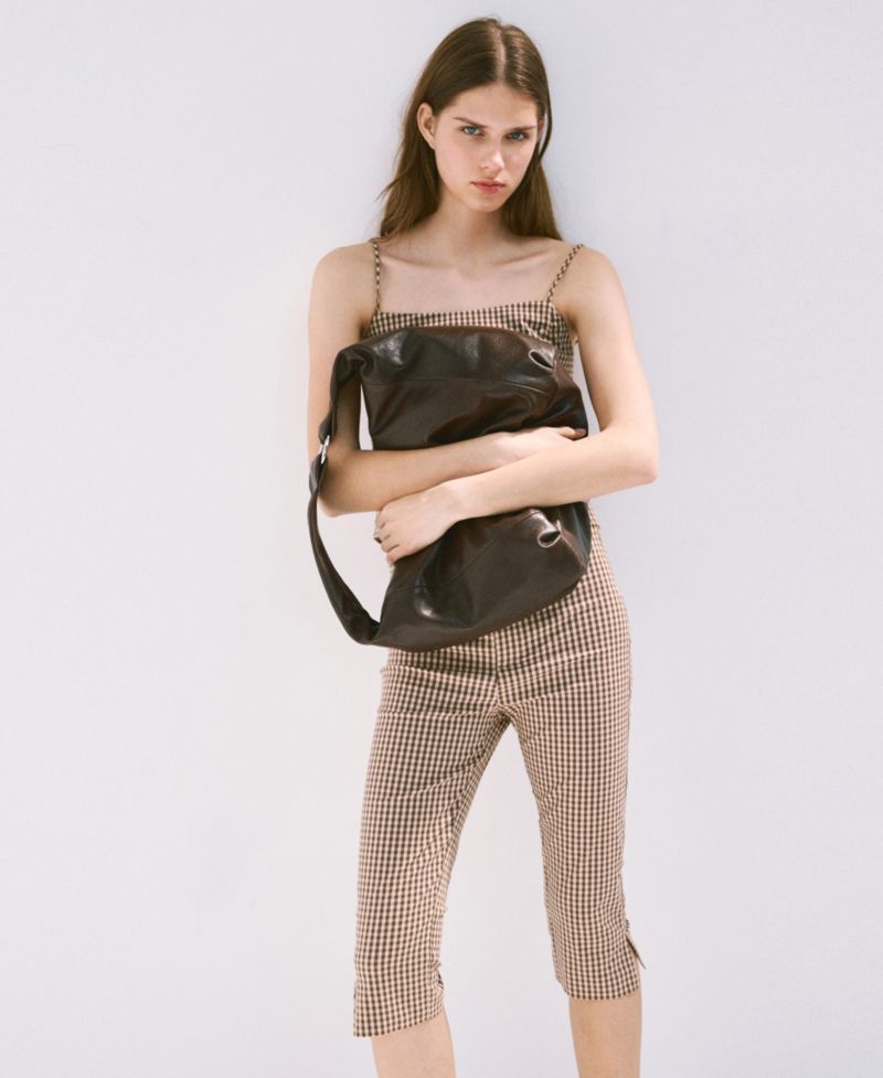 Women's Gingham Capri Pants