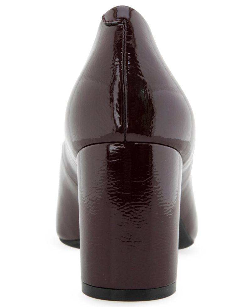 Women's Betsy Pumps
