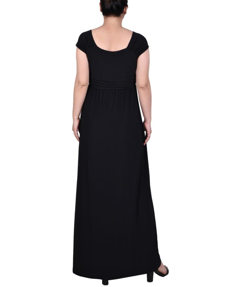 Petite Ruched Empire-Waist Maxi Dress