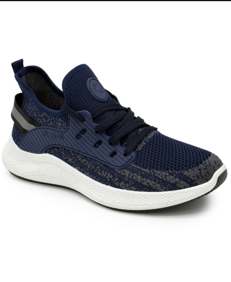 Men's Flight Sneaker