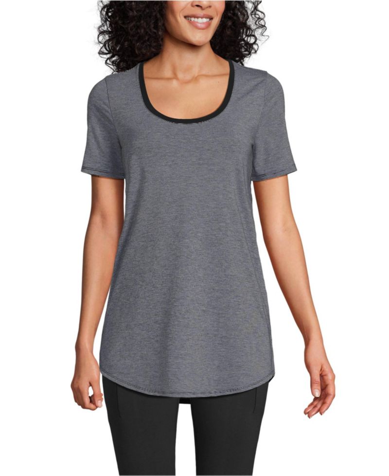 Women's Short Sleeve Power Performance Scoop Neck Curved Hem Tunic Tee