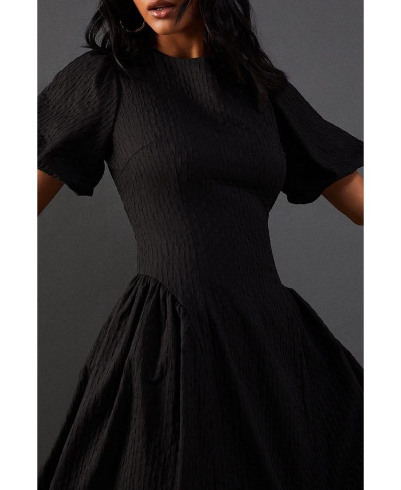 Women's Seersucker Puff Sleeve Midi Dress