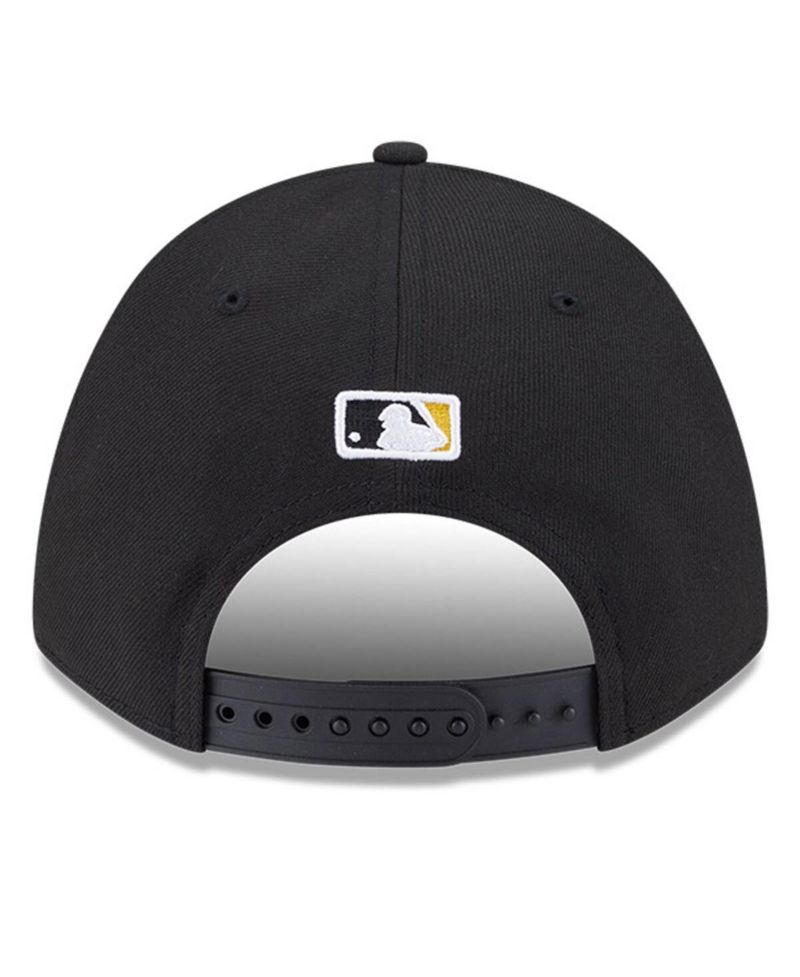 Men's Black Pittsburgh Pirates Player Replica 9FORTY Adjustable Hat