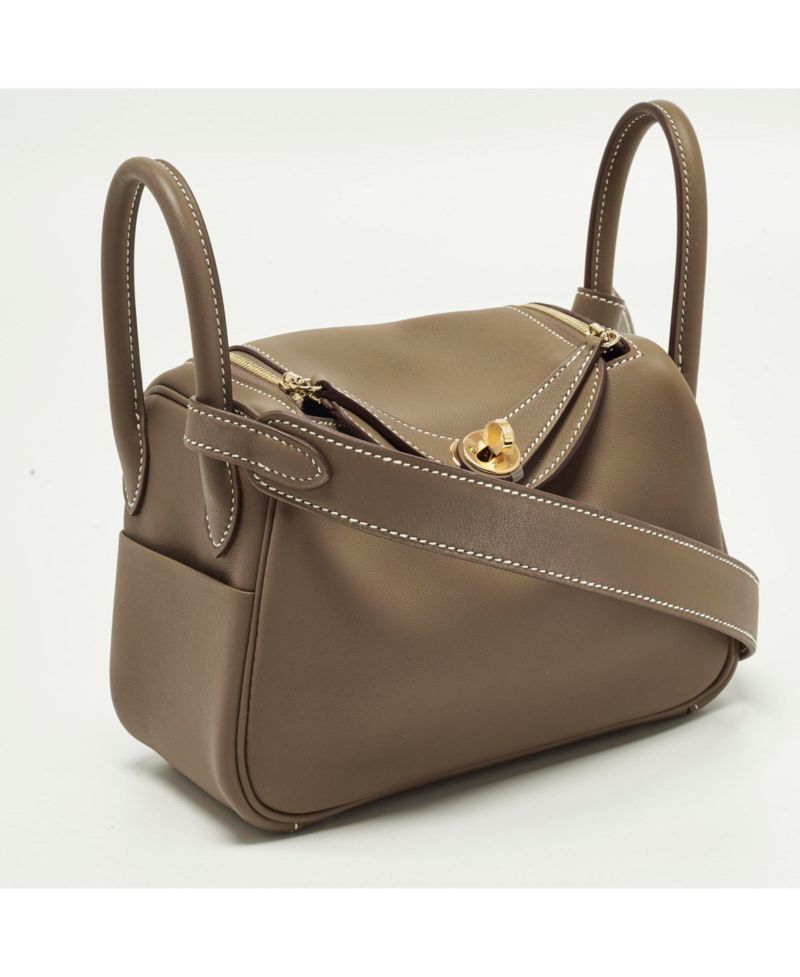 Pre-Owned HERMES Women's Lindy Mini Finish Swift Leather Shoulder Bag