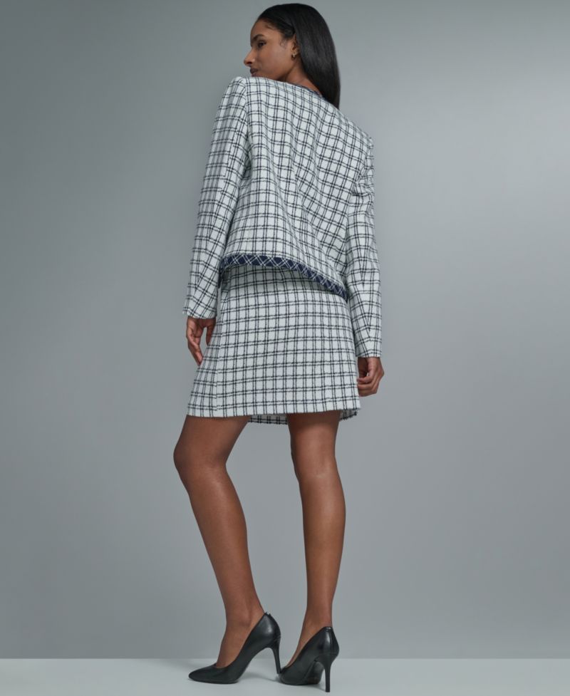 Women's Scallop Neck Sweater