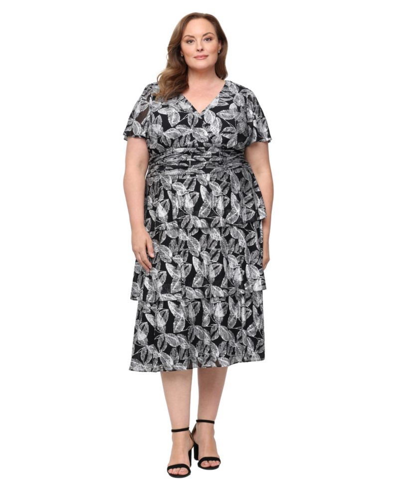 Plus Size Foil-Print Tiered Floral Dress