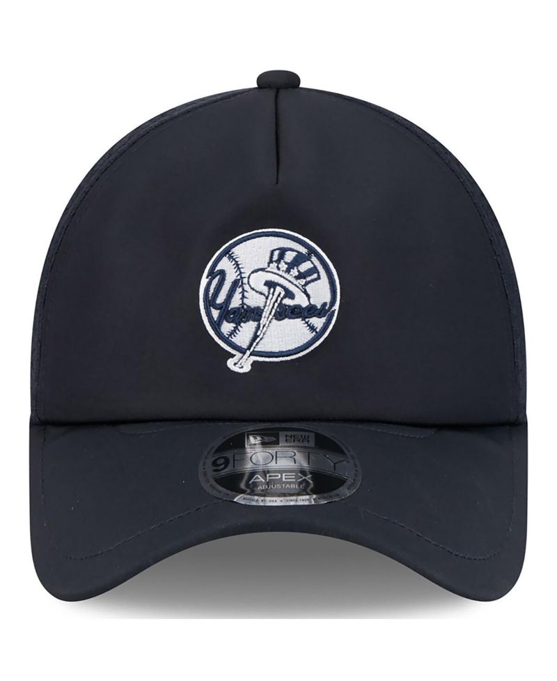 Men's Navy New York Yankees 2026 Batting Practice Alternate Apex 9FORTY Adjustable Hat