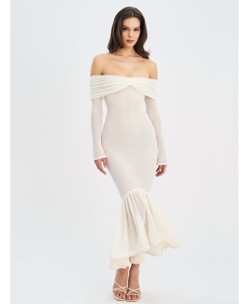 Women's Kaedyn Off Shoulder Long Sleeve Crochet Mermaid Maxi Dress