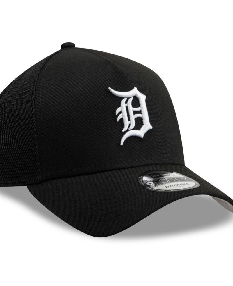 Men's Black Detroit Tigers Side Script 9FORTY A-Frame Trucker Adjustable Hat