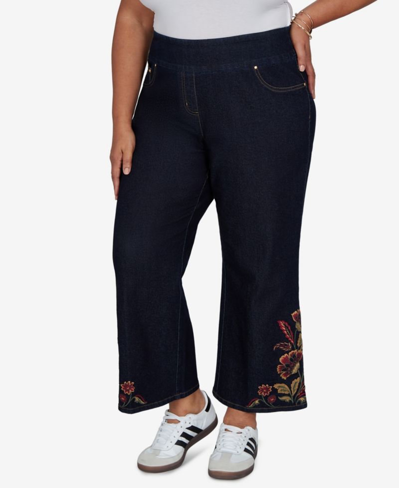Plus Size Pull-On Wide-Leg Embroidered Jeans