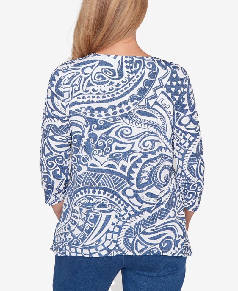 Petite Classic Paisley Swirl Sharkbite Hem Top with Necklace