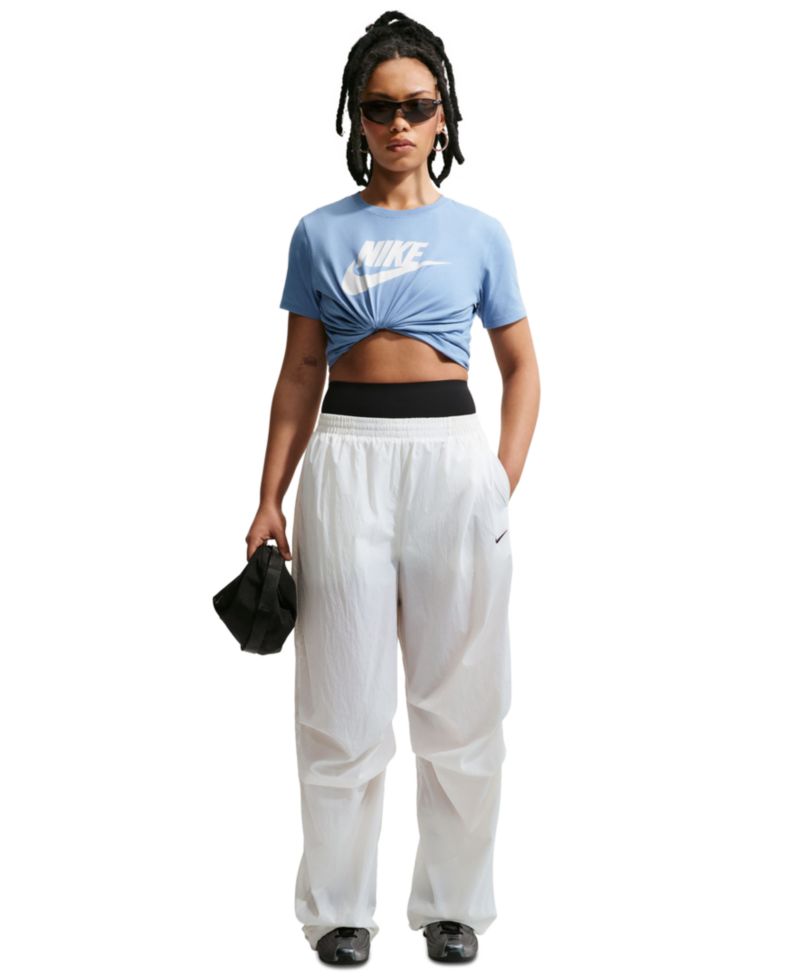 Women's Sportswear Essentials Logo T-Shirt
