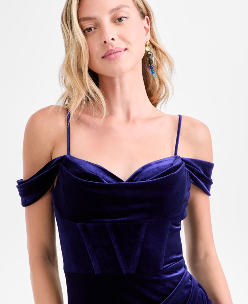 Juniors' Velvet Off-The-Shoulder Gown