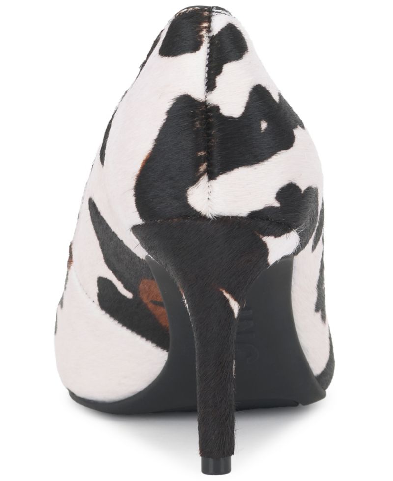 Zitah Pointed Toe Pumps