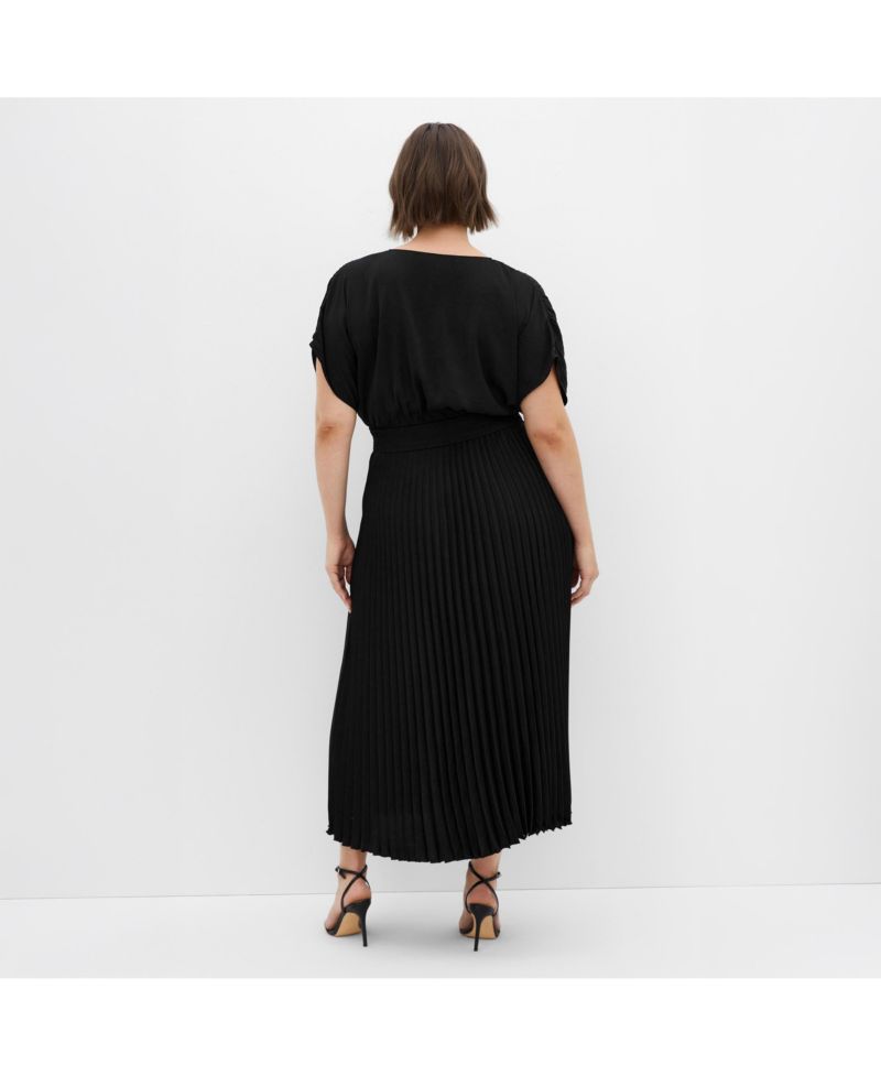 Women's Plus Size Elia Pleat Dress