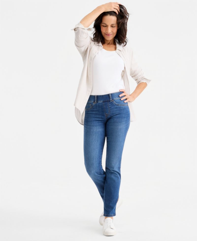 Women's Shaping Pull-On Straight Jeans