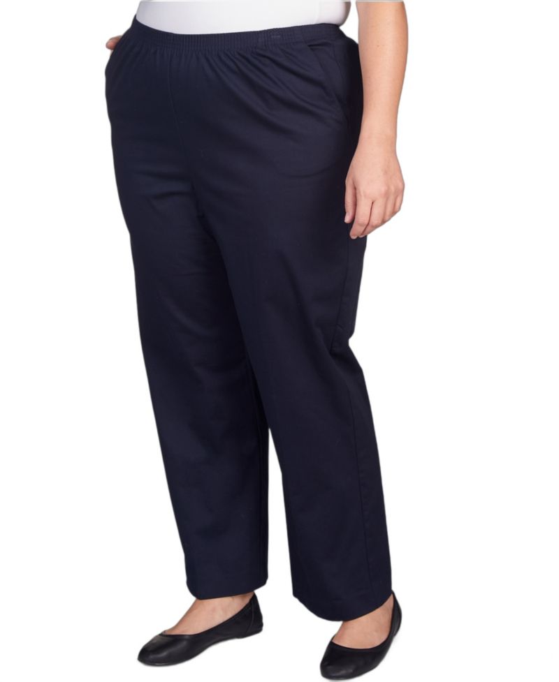 Plus Size Mid-Rise Straight Leg Short Length Casual Pants
