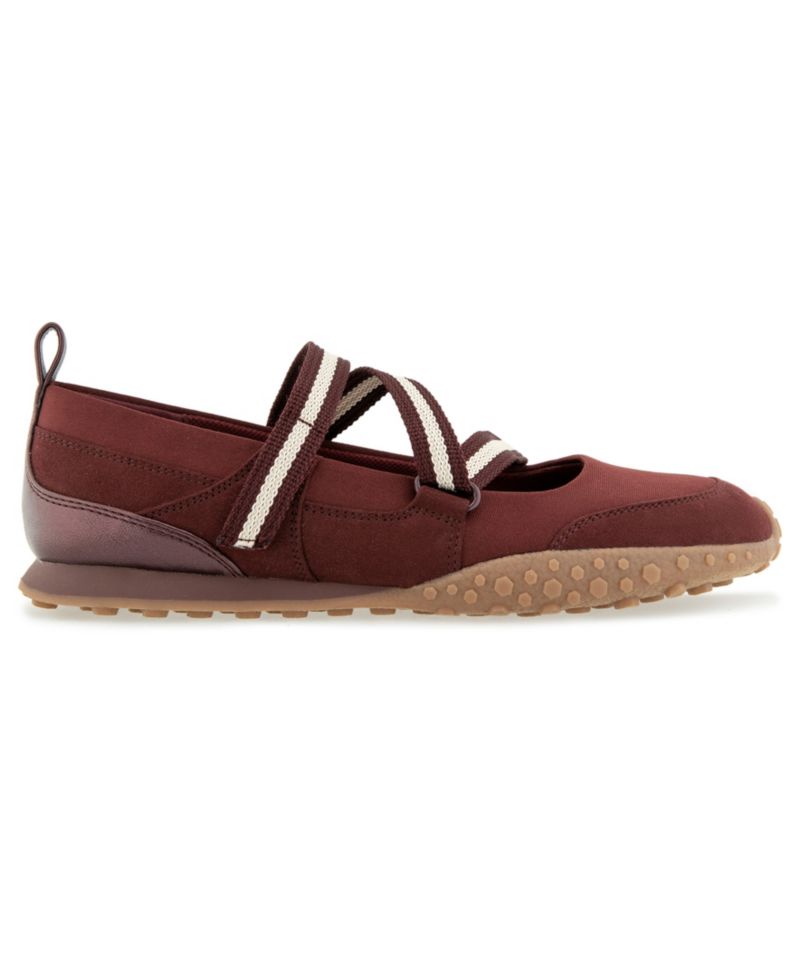 Women's Vesper Almond Toe Sneakers