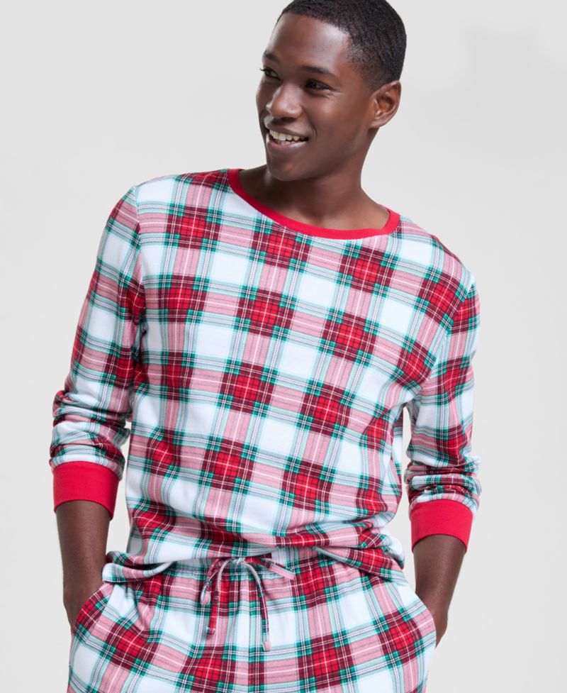 Men's Merry Plaid Crew Neck Matching Family Pajamas Set