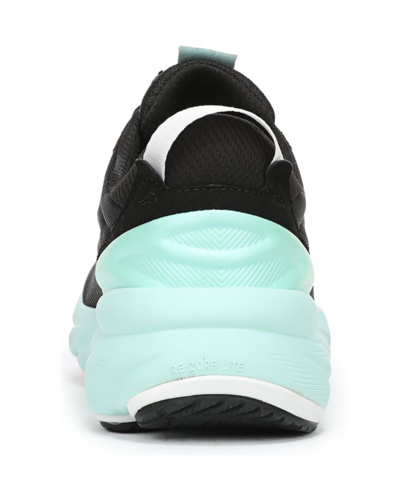 Women's Devotion Swift Round Toe Sneakers