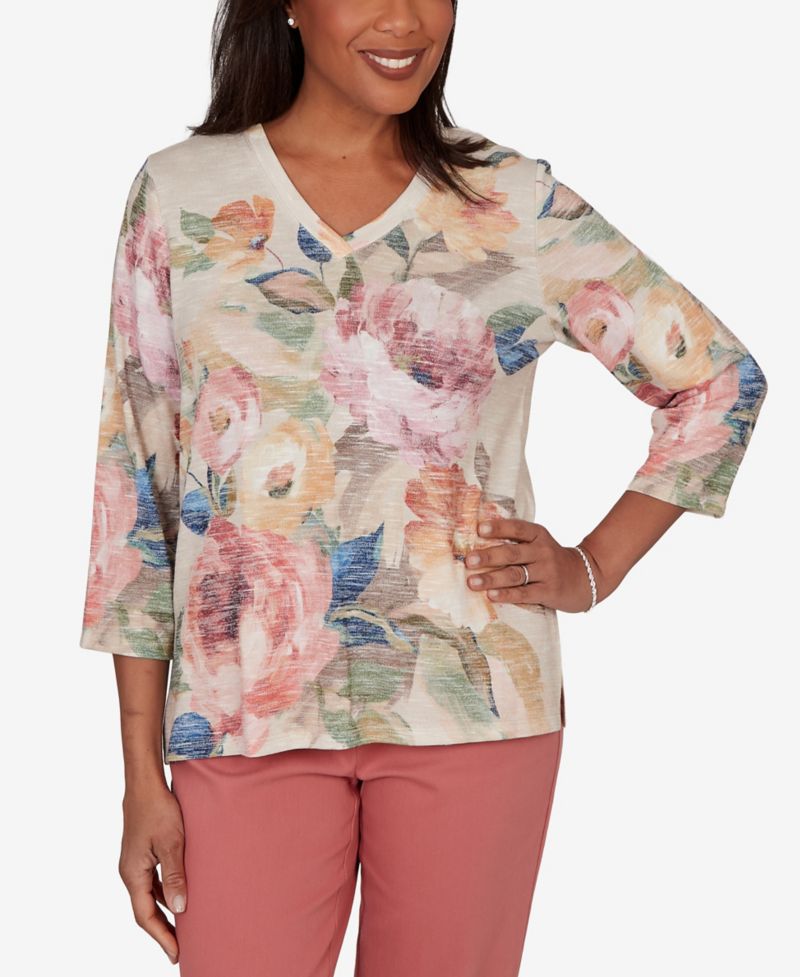 Women's Camden Market Bold Roses V-Neck Knit Top