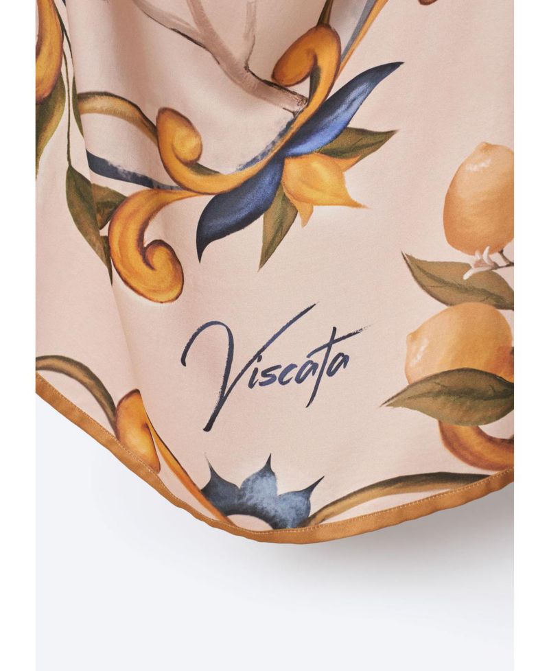 Women's Square Scarf (Carr&eacute;)