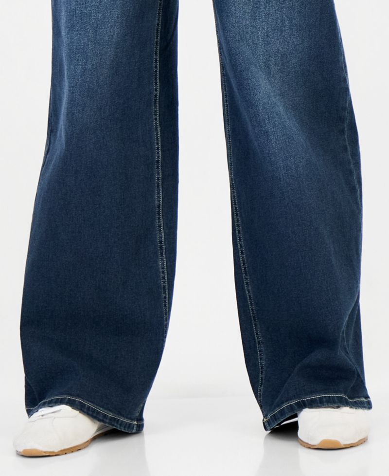 Juniors' 90s Wide Leg Rhinestone-Chain High-Waisted Cotton-Blend Jeans