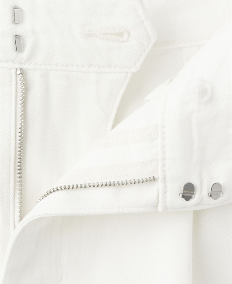 Women's Pleats Mid-Rise Denim Bermuda Shorts