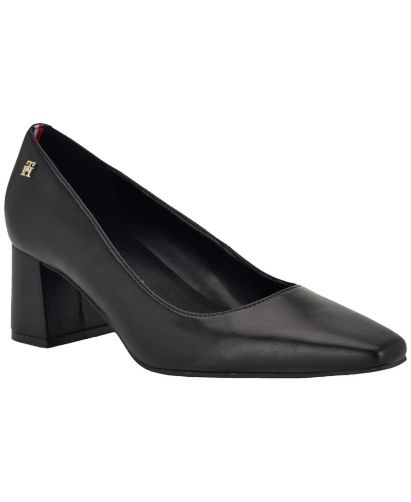 Women's Opheili Classic Block Heel Pumps