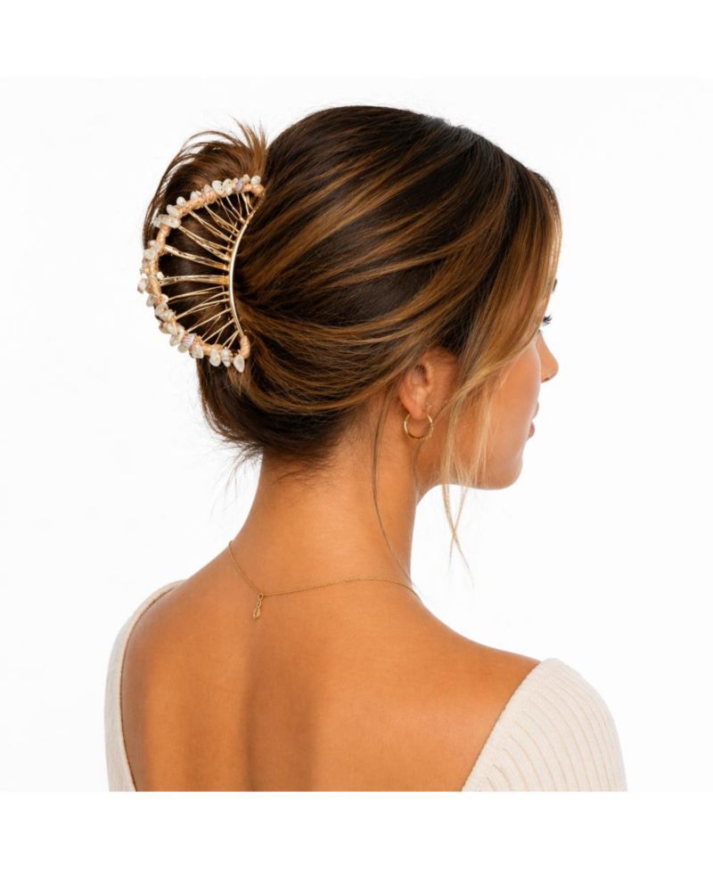 Women's Raffia Seashell Hair Claw Clip - White