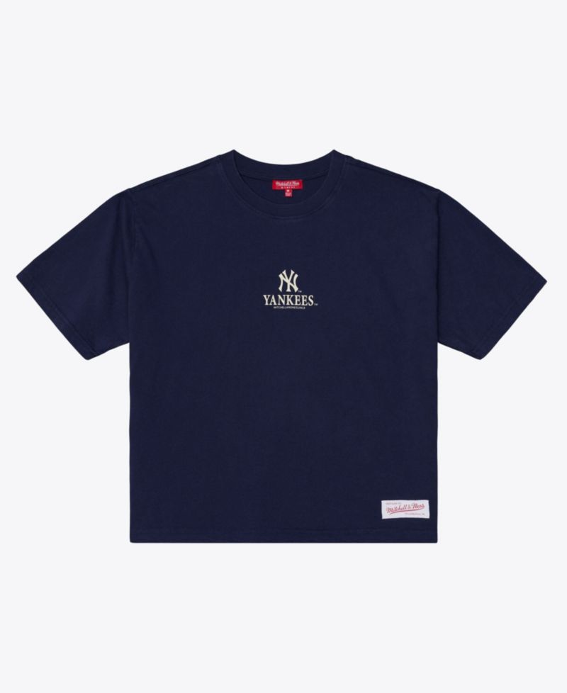 Women's Navy New York Yankees Core Essentials Boxy Crop T-Shirt