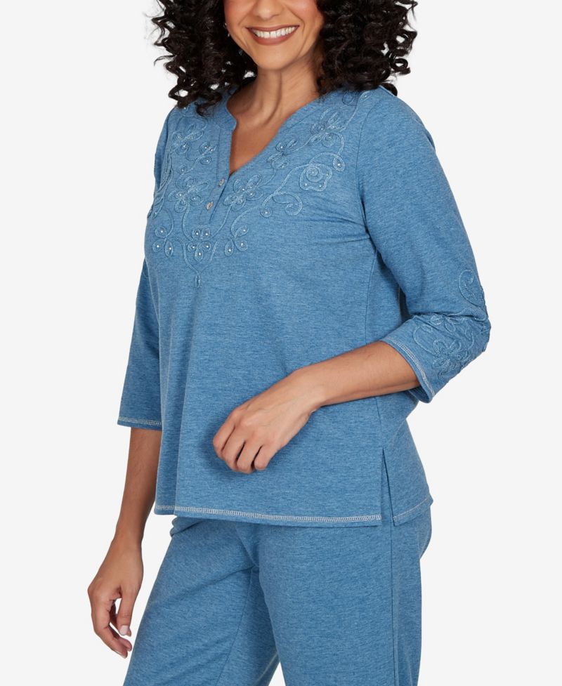 Women's V-Neck 3/4-Sleeve T-Shirt
