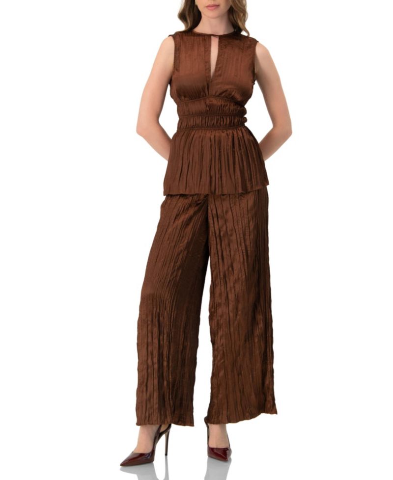 Women's Wide-Leg Pleated Trousers