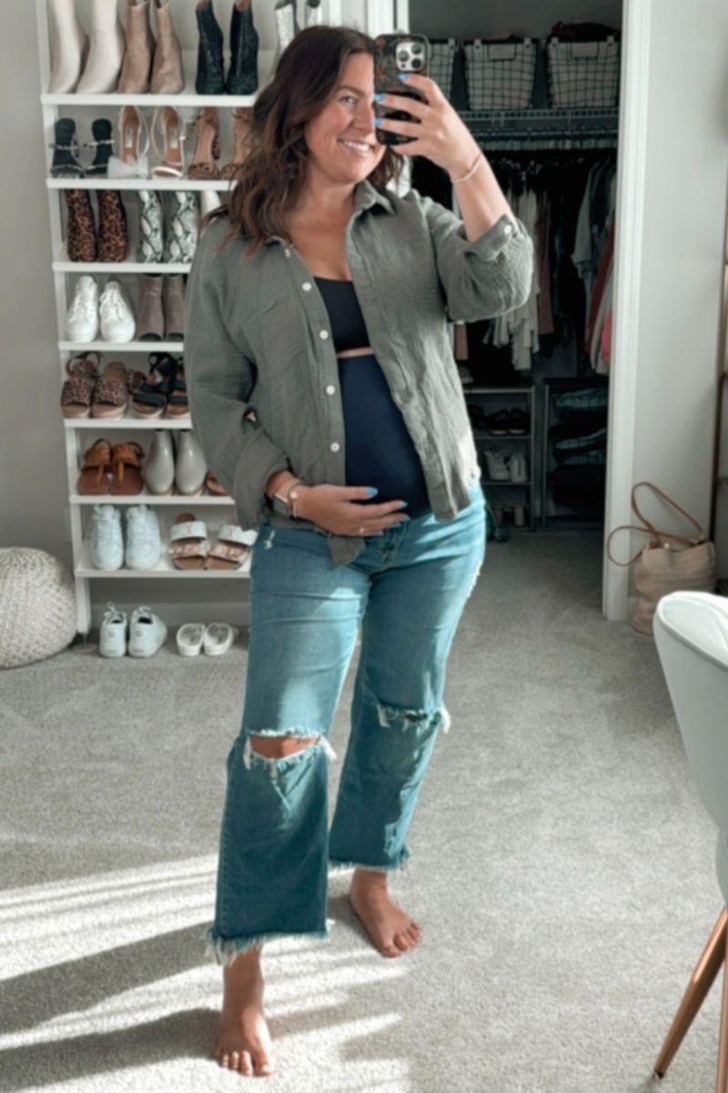 Women's Blue Frayed Wide Leg Cropped Jeans
