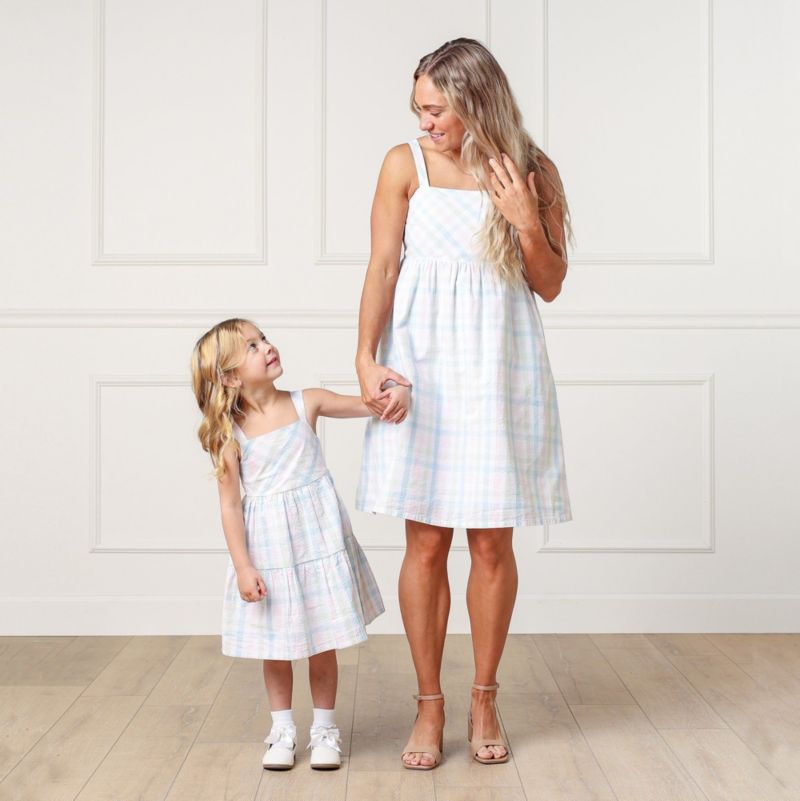 Women's Hope and Henry Organic Sleeveless Seersucker Sundress