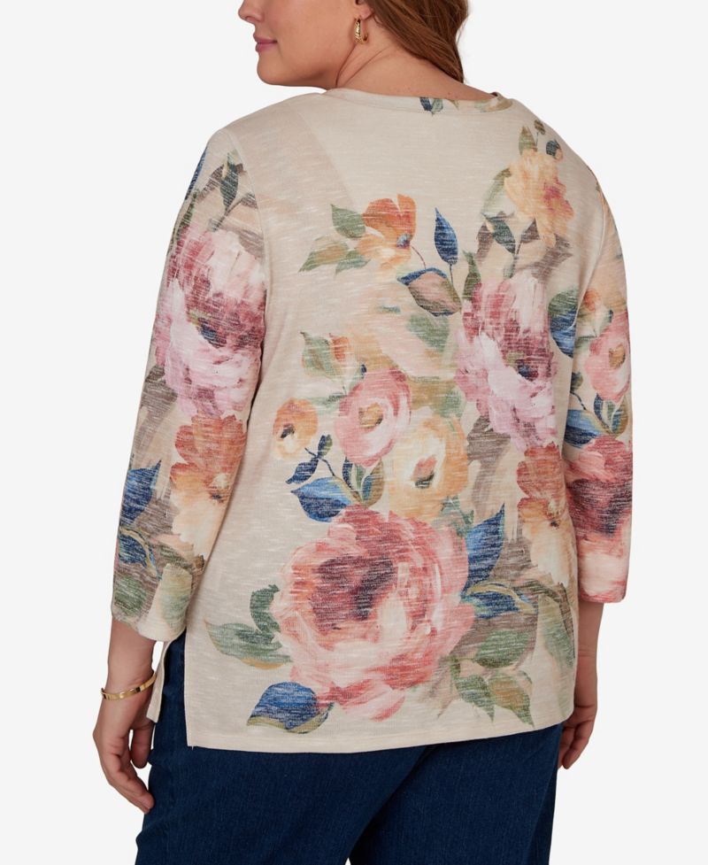 Plus Size Camden Market Bold Roses V-Neck Knit Top