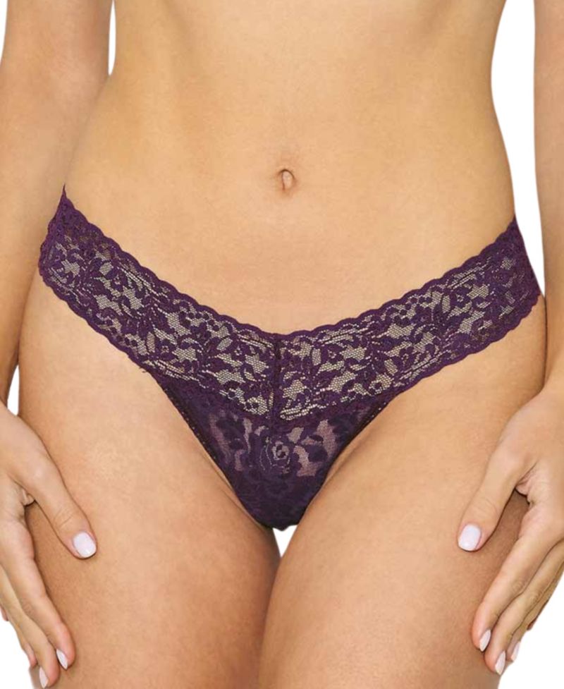 Signature Lace® Low-Rise Thong